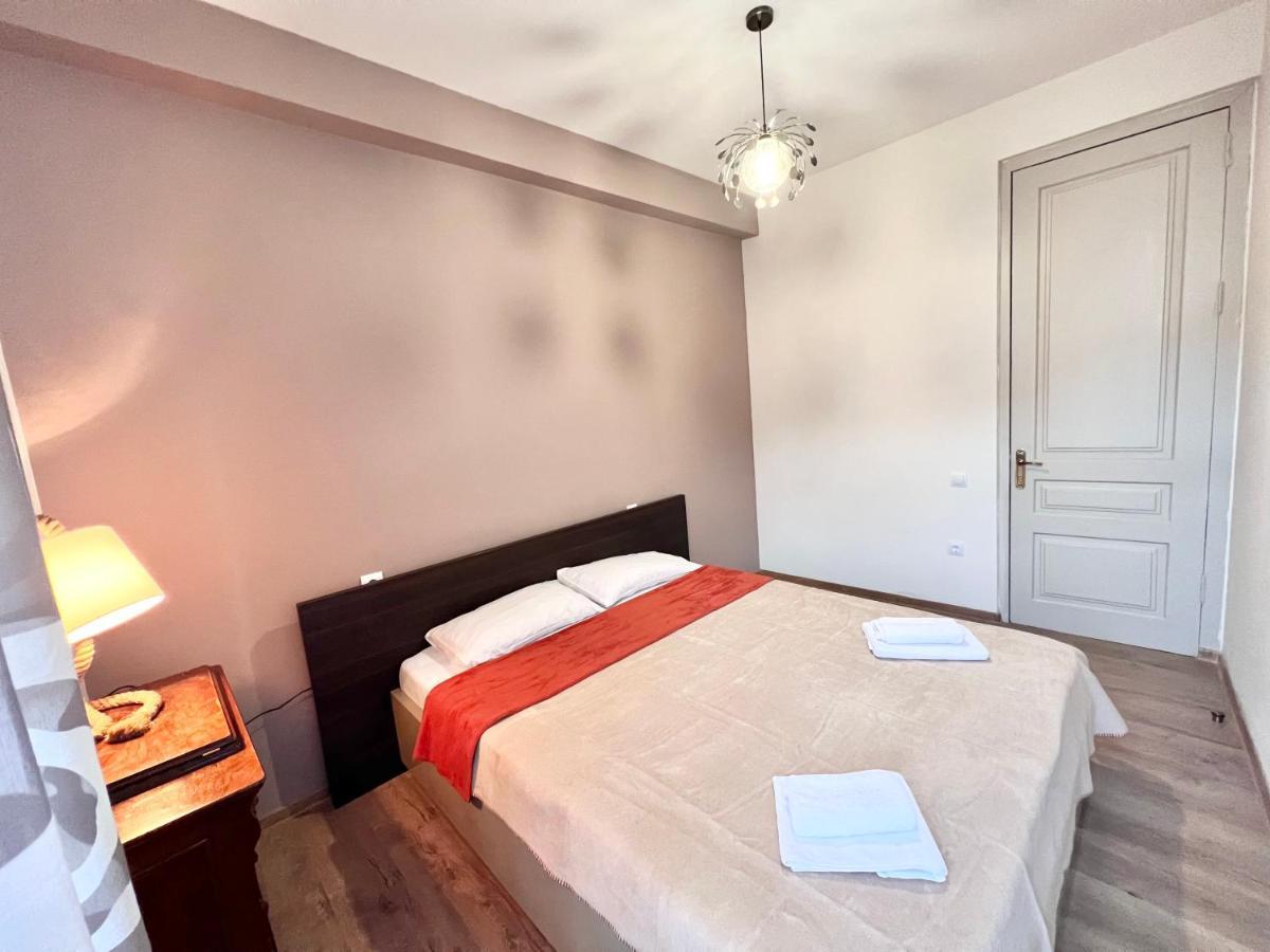 Leselidze Apartament Тбилиси Экстерьер фото